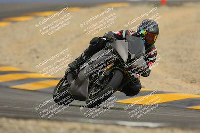 media/Jan-14-2023-SoCal Trackdays (Sat) [[497694156f]]/Turn 12 (120pm)/